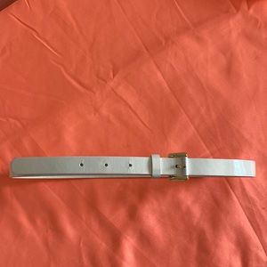 Tommy Hilfiger white patent leather gold buckle belt